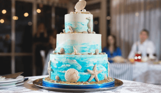リゾート婚や夏婚らしい「海」を連想できるケーキです！